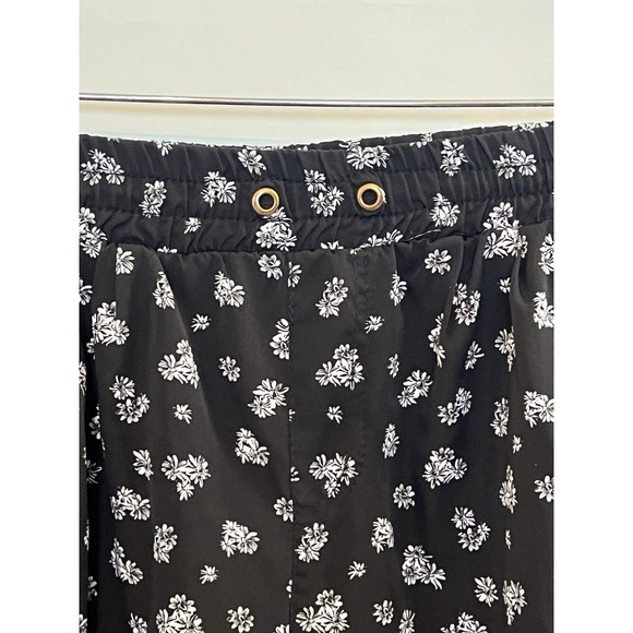 Seventeen Flower Print Harem Pants, Elastic Waist,‎ Pockets, Women's Size Large - Picture 3 of 9